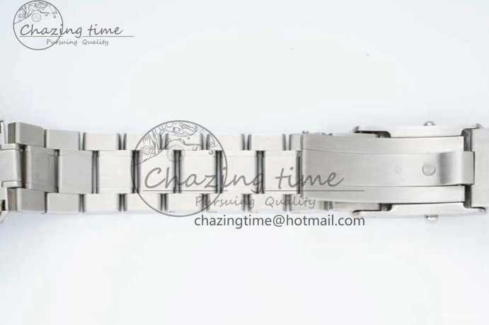 0719 Speedmaster Racing Master SS HKF Best Edition White Dial on SS Bracelet A TravelReady 7809